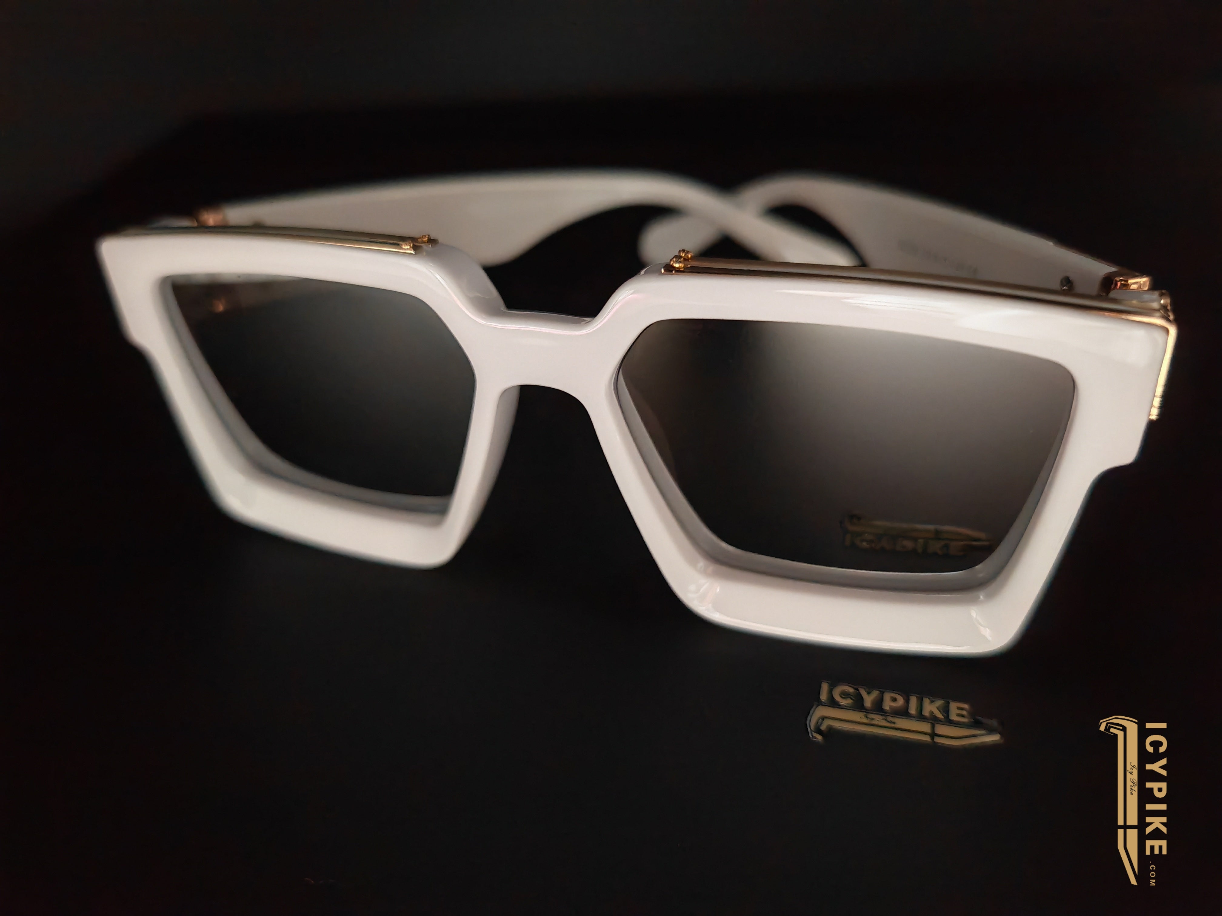ICYPIKE WHITE SQUARE SUNGLASSES RAPPER STYLE - {{ cuban link}} Sunglasses