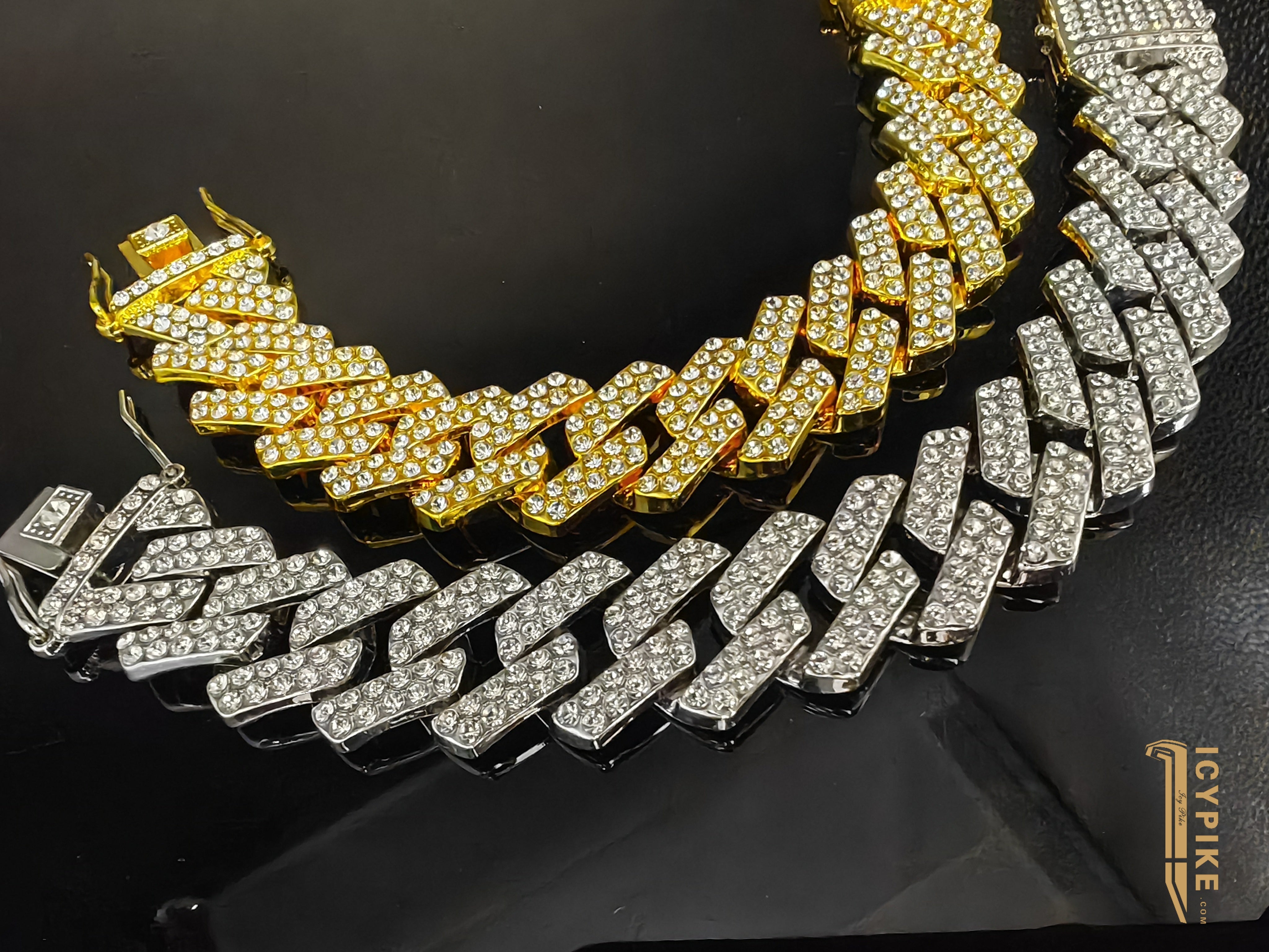 18mm Gold Plated Cuban Link Bracelet - {{ cuban link}} Bracelet