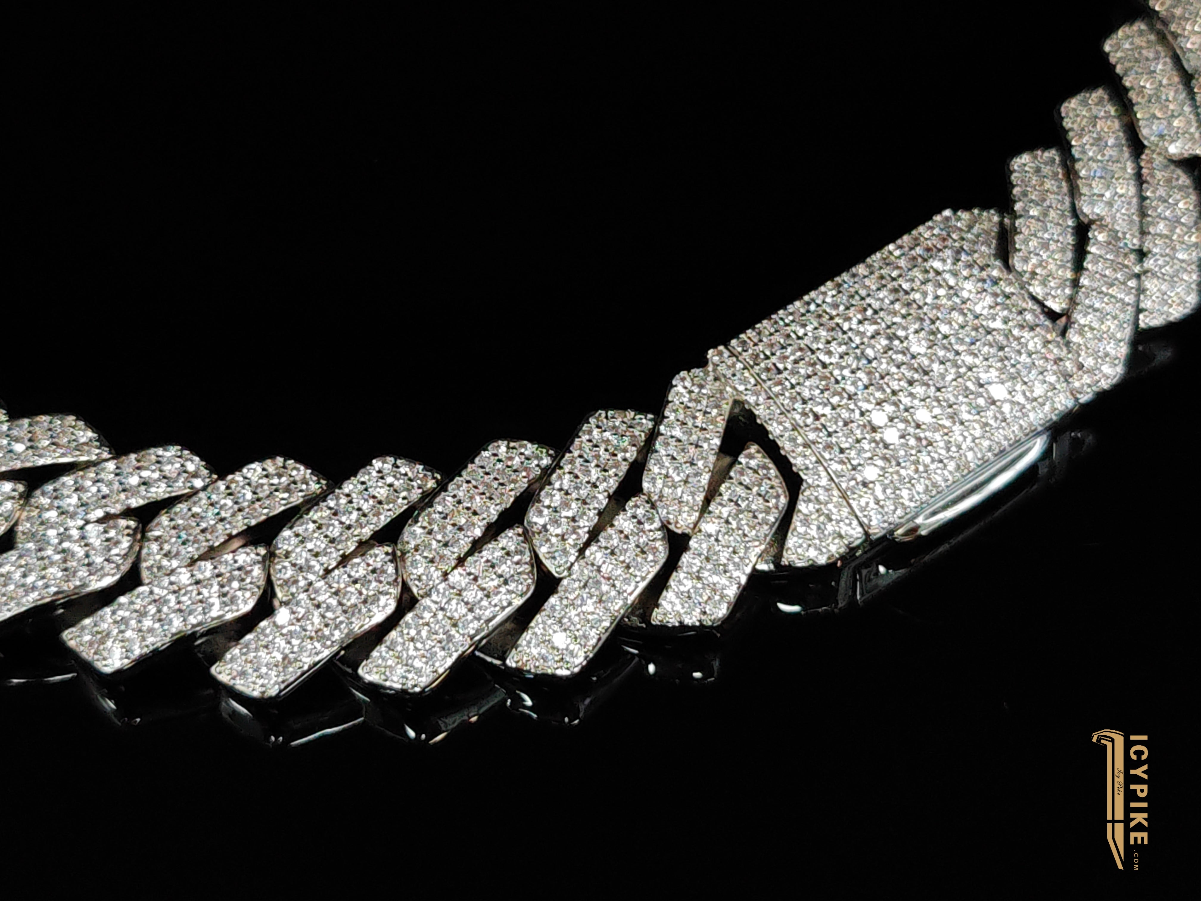 20mm 18K Gold Plated Cuban Link Chain - {{ cuban link}} Chain