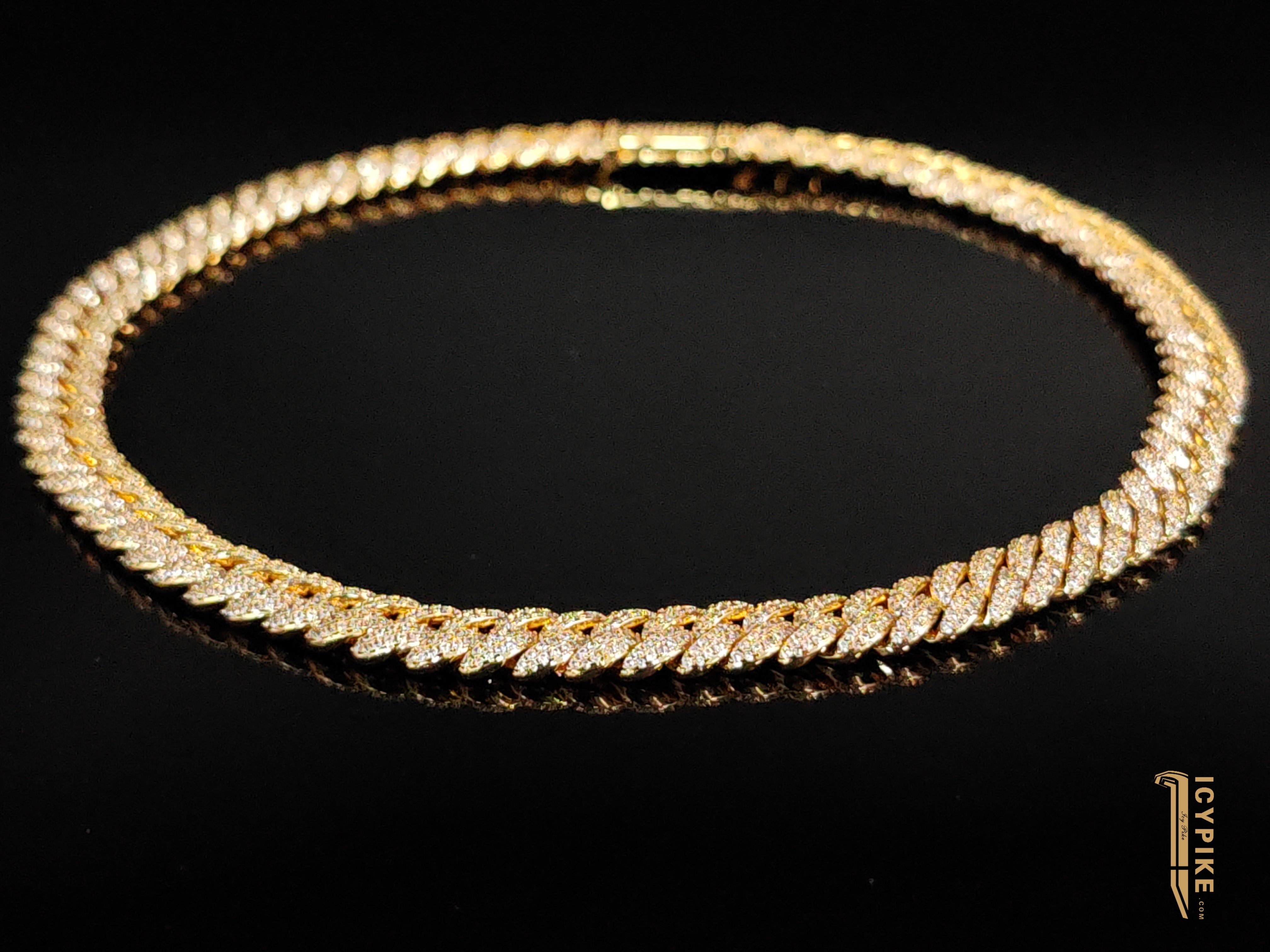 10MM 18K Gold DIAMOND CUBAN CHAIN IN GOLD - {{ cuban link}} Chain