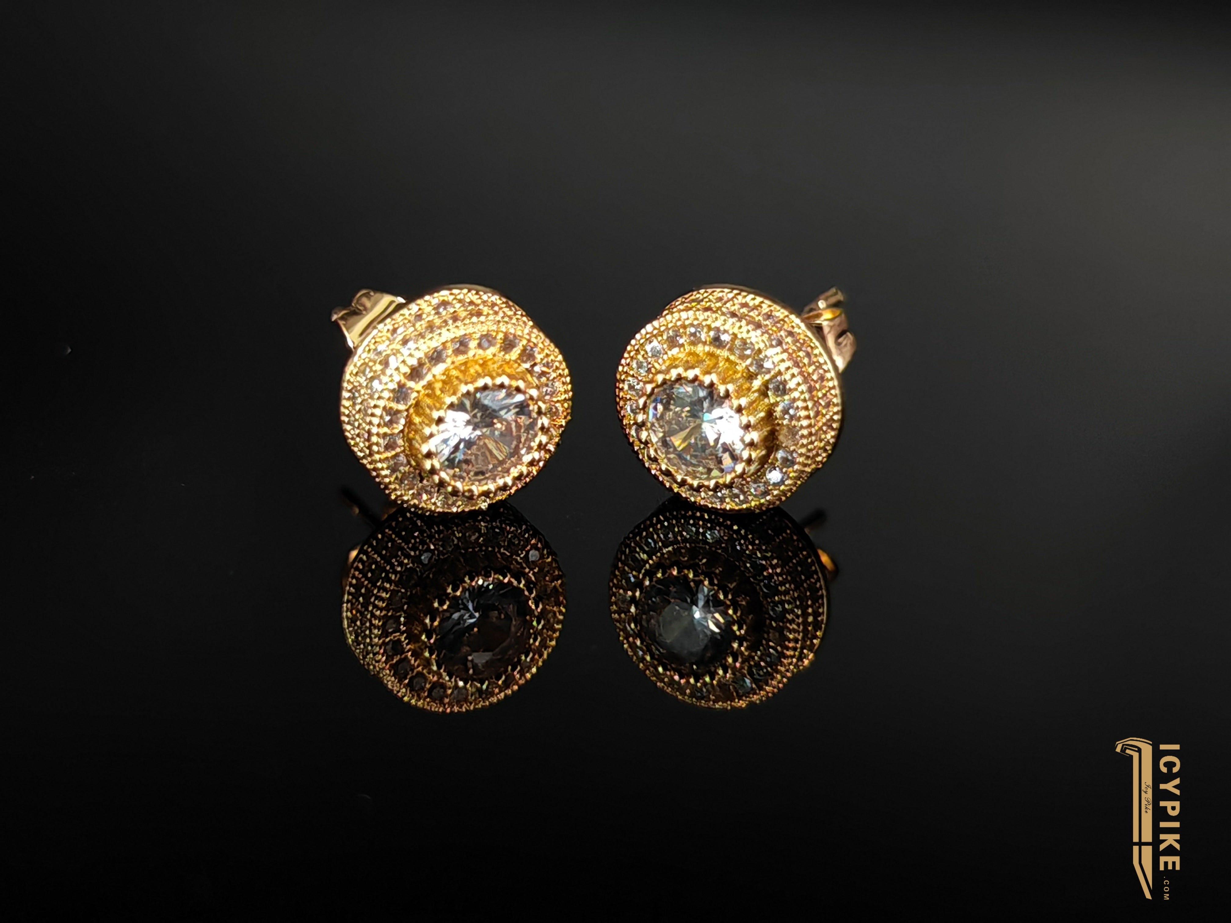 18K Gold Plated Circle Earrings - {{ cuban link}} Earrings