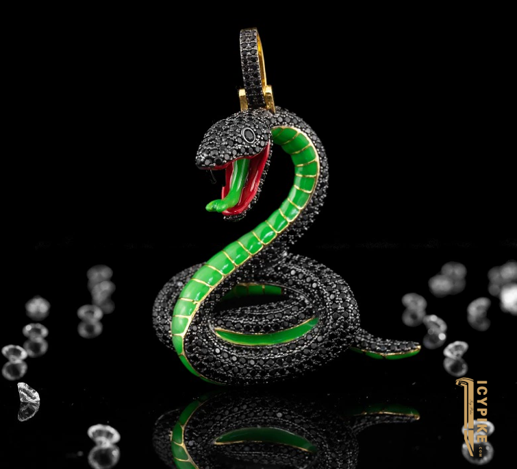 18K Gold Plated Luminous Snake Pendant - {{ cuban link}} Pendant