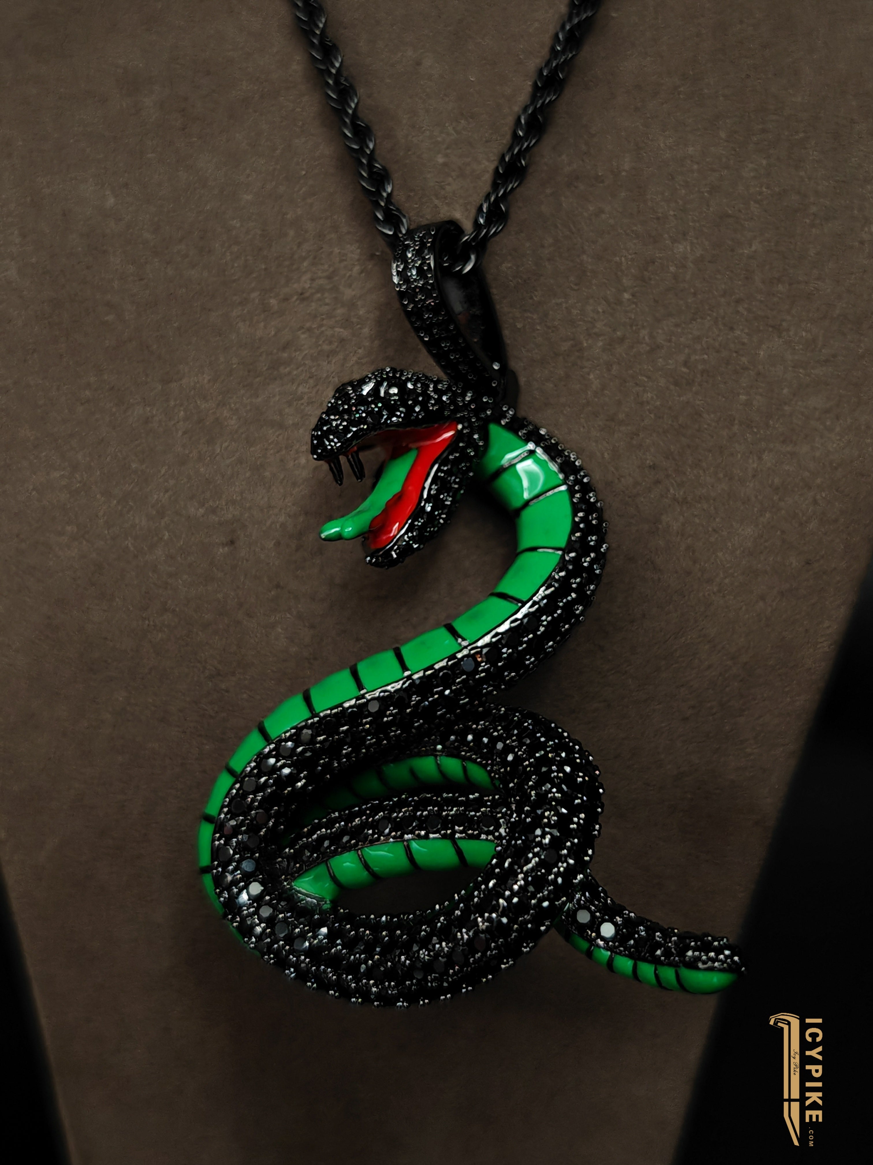 18K Gold Plated Luminous Snake Pendant - {{ cuban link}} Pendant