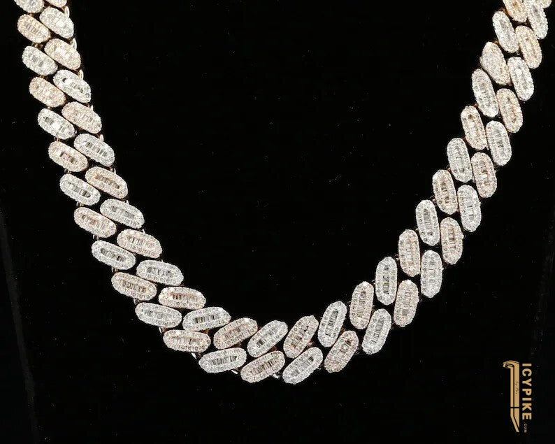 Baguette VVS Moissanite Cuban Link Chain - {{ cuban link}} Chain