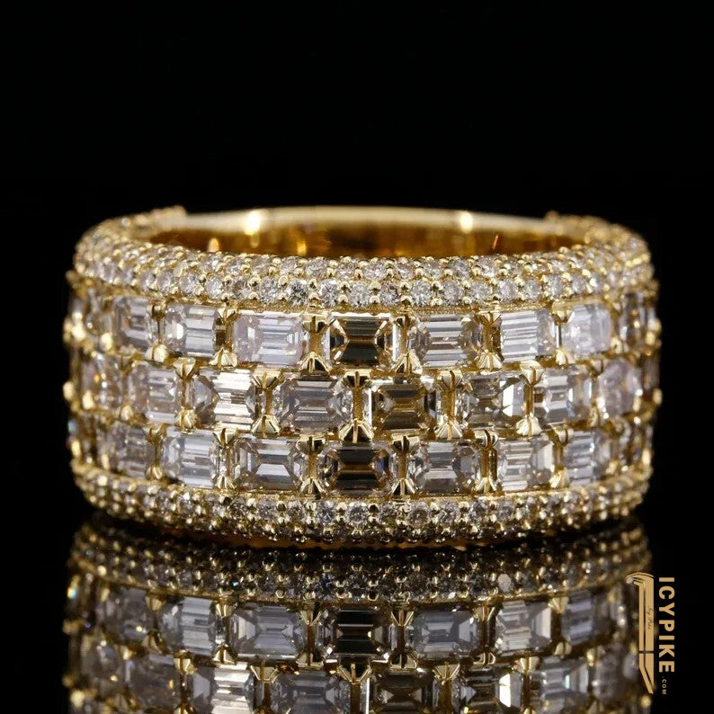 Custom Iced Out Hip Hop Ring For Men's Moissanite - {{ cuban link}} Ring