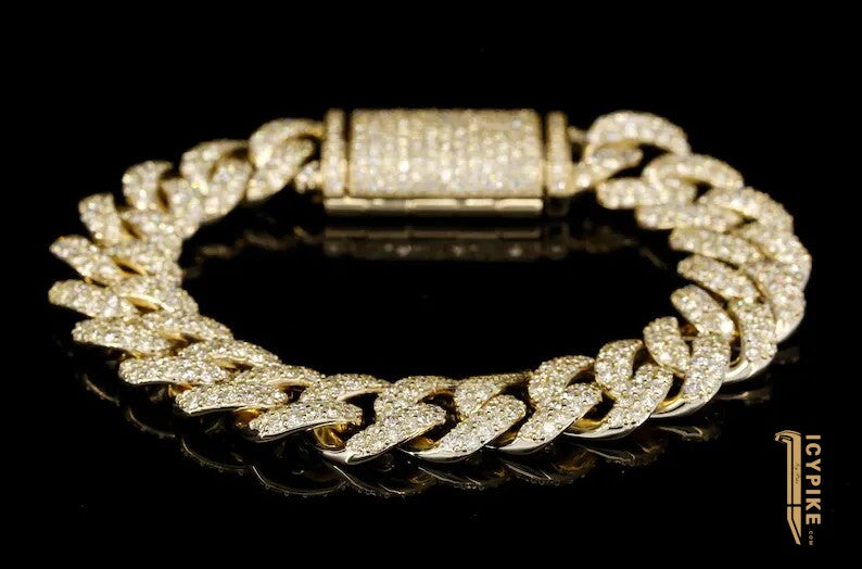 Miami Cuban Link Moissanite Bracelet - {{ cuban link}} Bracelet