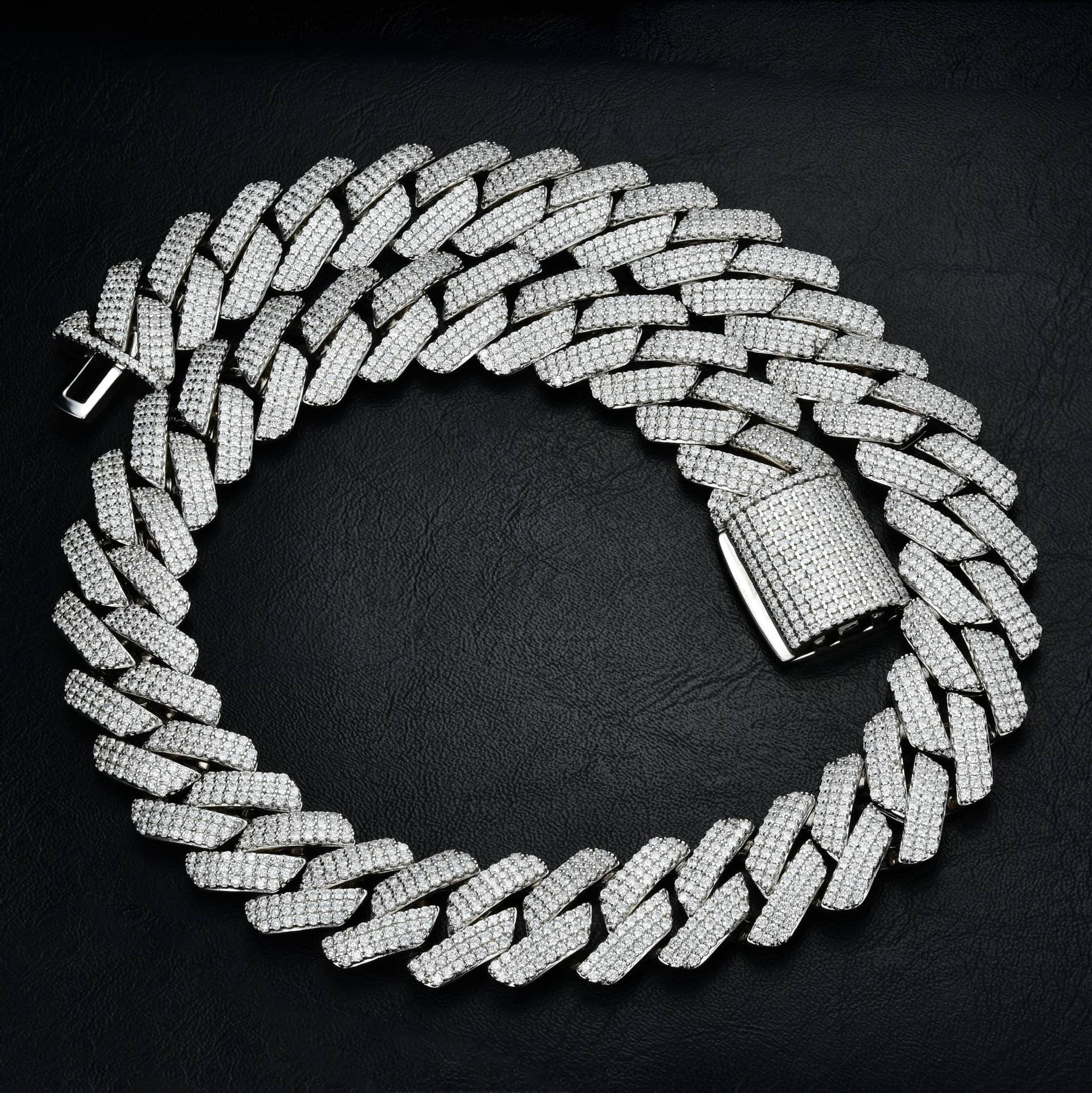 18mm S925 Sterling Silver VVS Moissanite Cuban Chain - {{ cuban link}} Chain